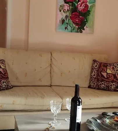Apartment Even Ezer With Private Swimming Pool, Upon Request Poulades